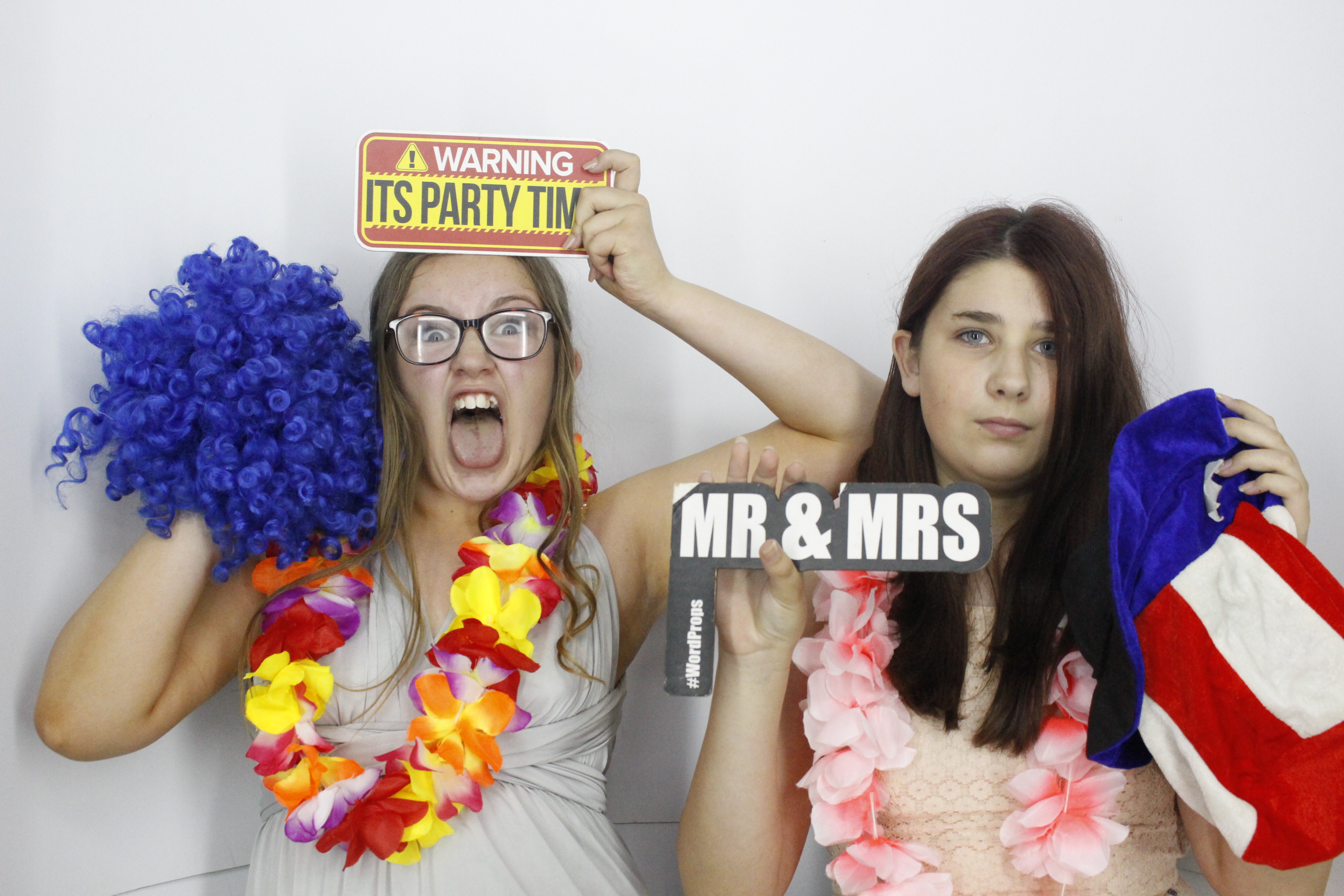 Sam & Rachel's Wedding | View more photos from the event at gallery.myphotoboothexperience.co.uk/u/MyPhotoBoothExperienceLtd/Sam-Rachels-Wedding